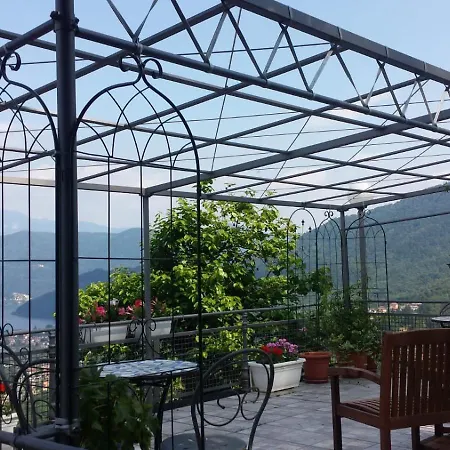 Villa Farinelli *